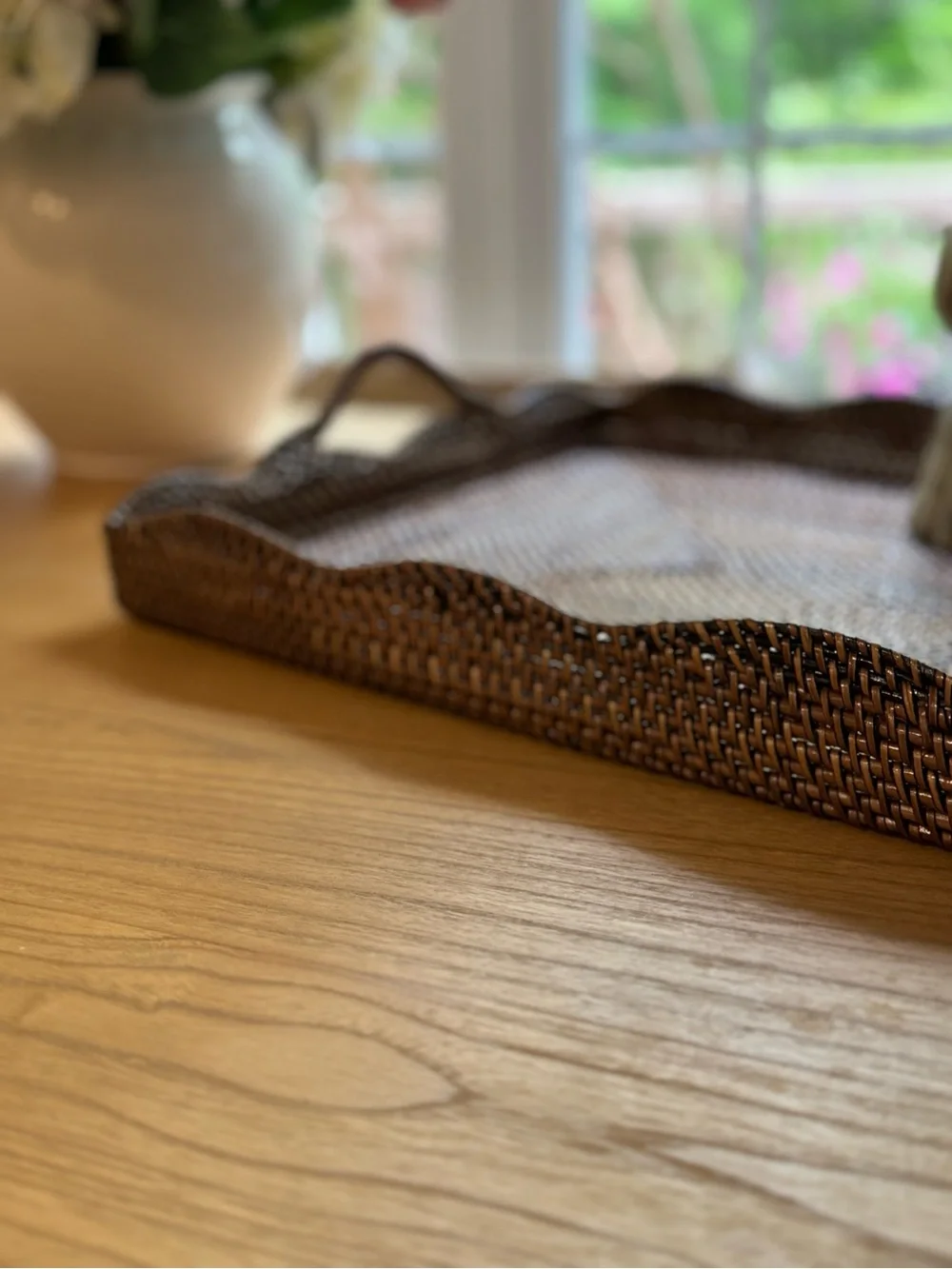 Scallop Rectangular Tray With Handles
